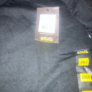 BRAND NEW WITH TAGS BLACK LONG SLEEVE WORKWEAR ARIAT SHIRT!!!